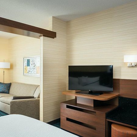 Fairfield Inn & Suites By Marriott Tacoma Dupont Bagian luar foto