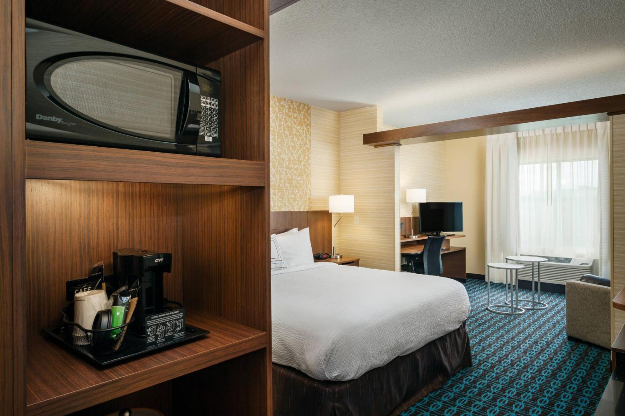 Fairfield Inn & Suites By Marriott Tacoma Dupont Bagian luar foto